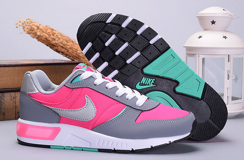 2016 Nike NightGazer Grey Pink Shoes - Click Image to Close