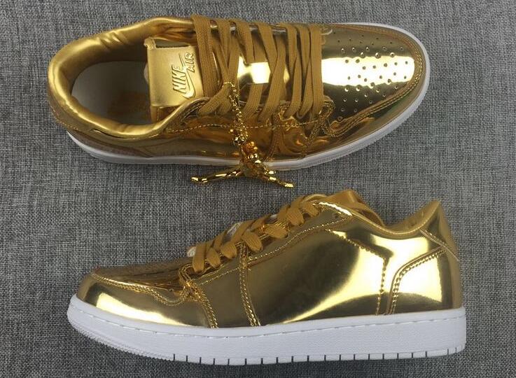 Air Jordan 1 Low OG Pinnacle Metallic Gold