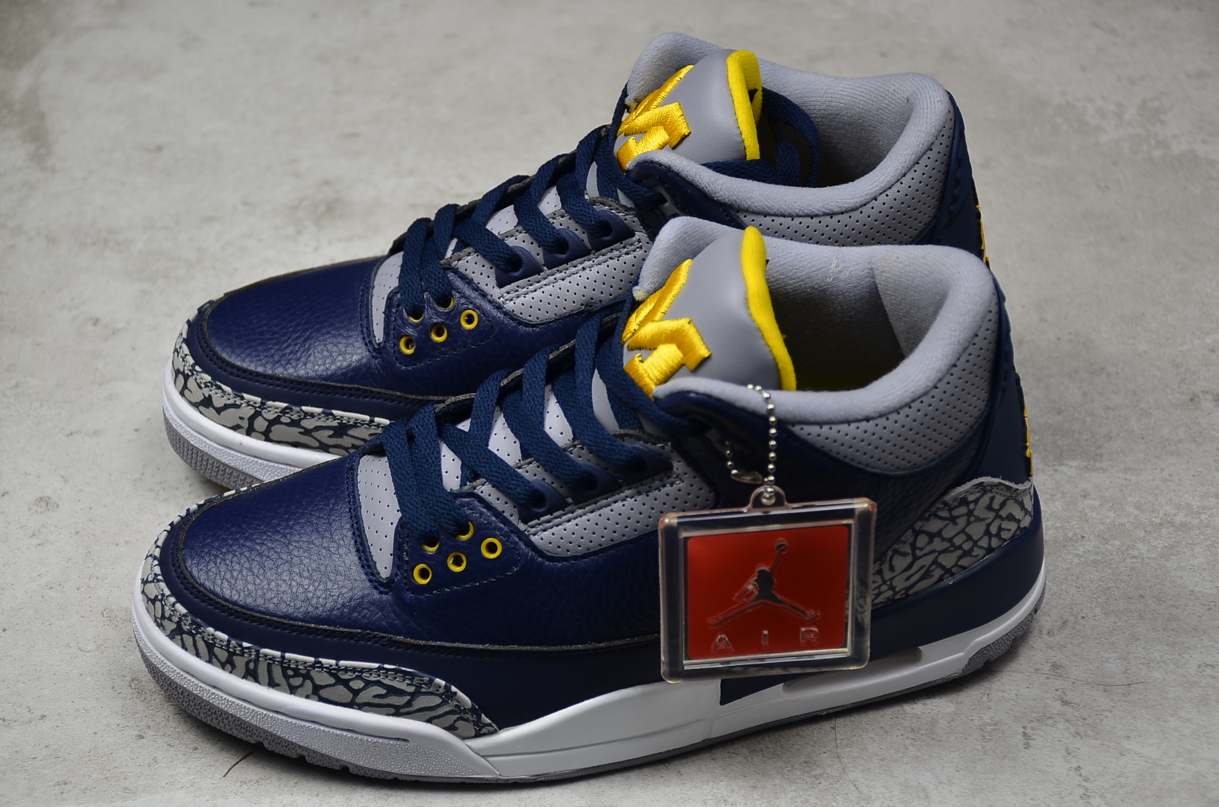 Air Jordan 3 Retro Michigan PE Collegiate Navy Amarillo Cement Grey Shoes - Click Image to Close