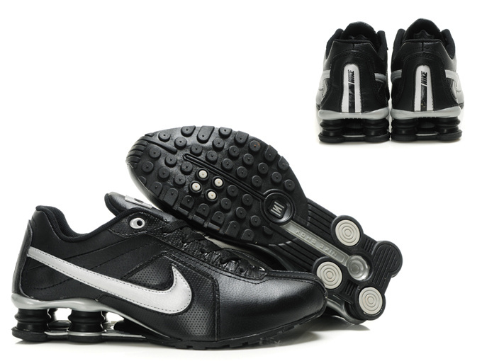 Nike Shox R4 Shoes Black Grey Big Swoosh