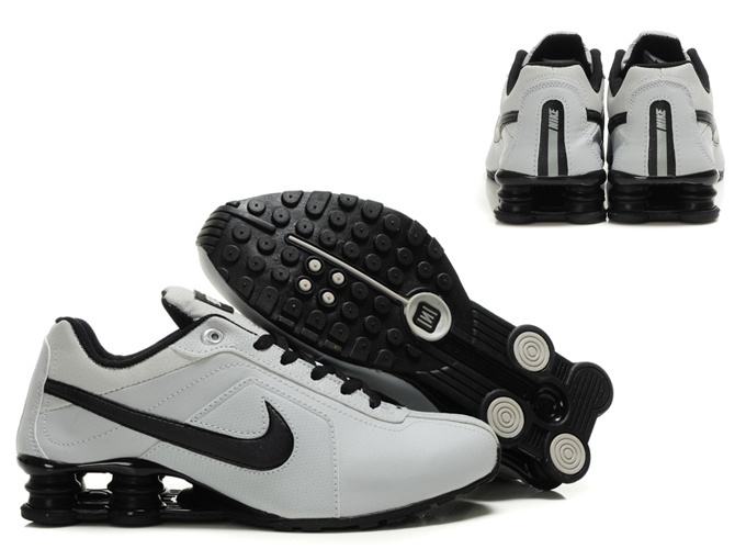 Nike Shox R4 Shoes White Black Big Swoosh