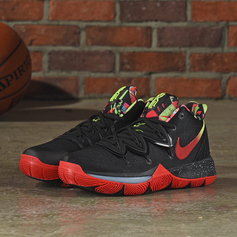 South Korea purchasing Nike Nike Kyrie 5 Black Magic Irving 5 combat basketball shopee