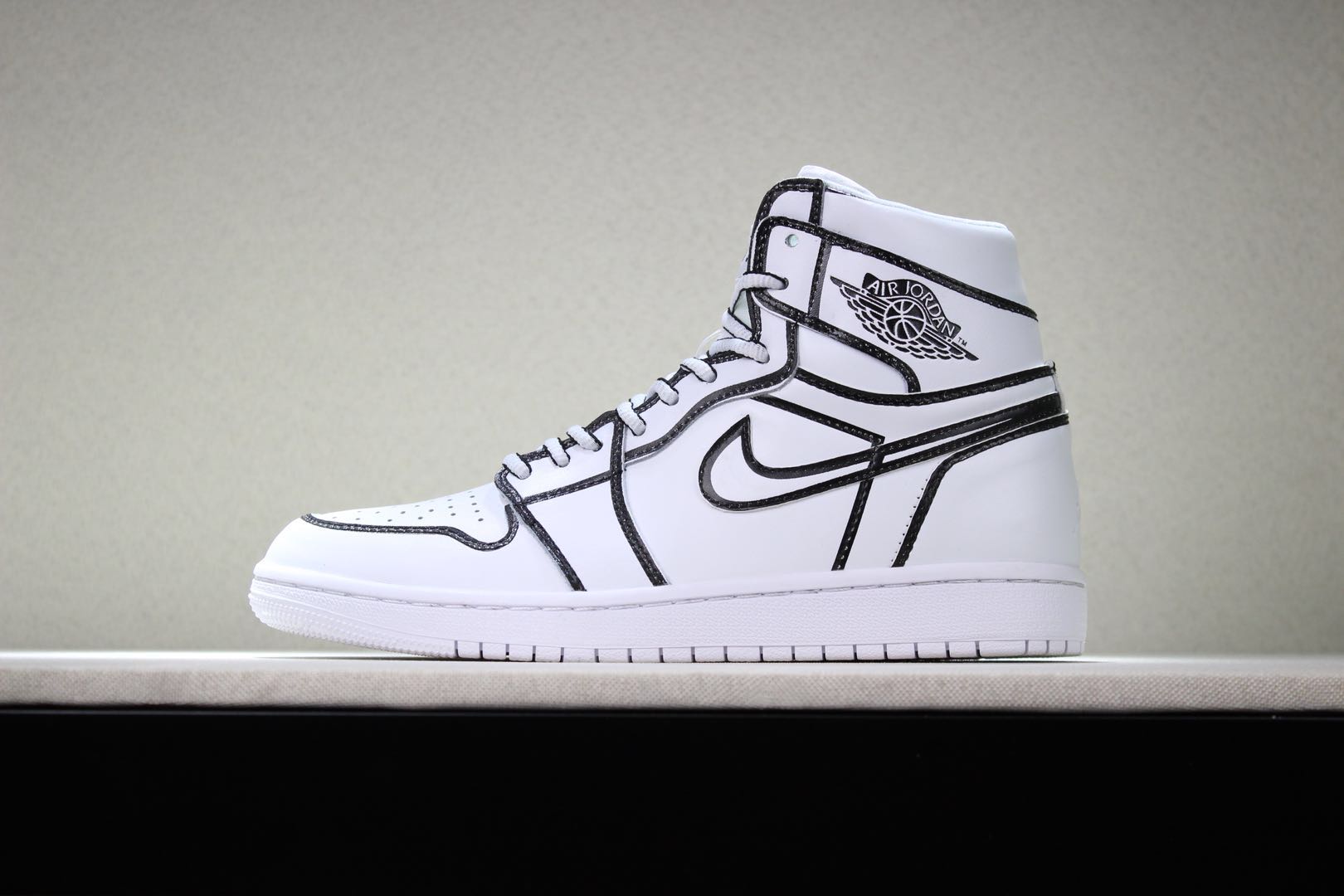 Real Air Jordans 1 Hand Painting White Black Shoes - Click Image to Close