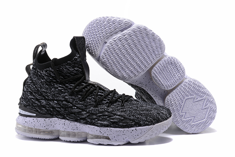 New Nike lebron 15 Black Oreo Shoes