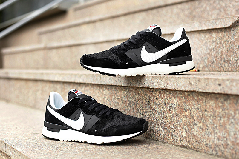 Nike 2015 Archive Black White Women Shoes - Click Image to Close