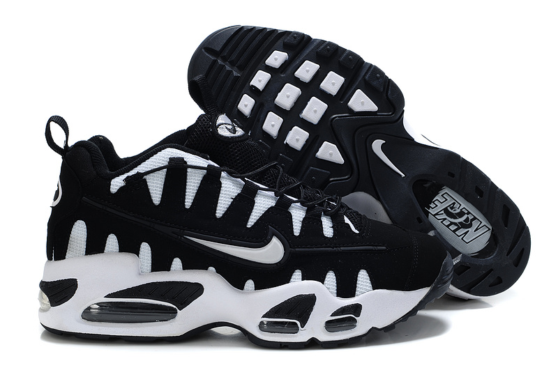 Nike Air Max NoMo Black White