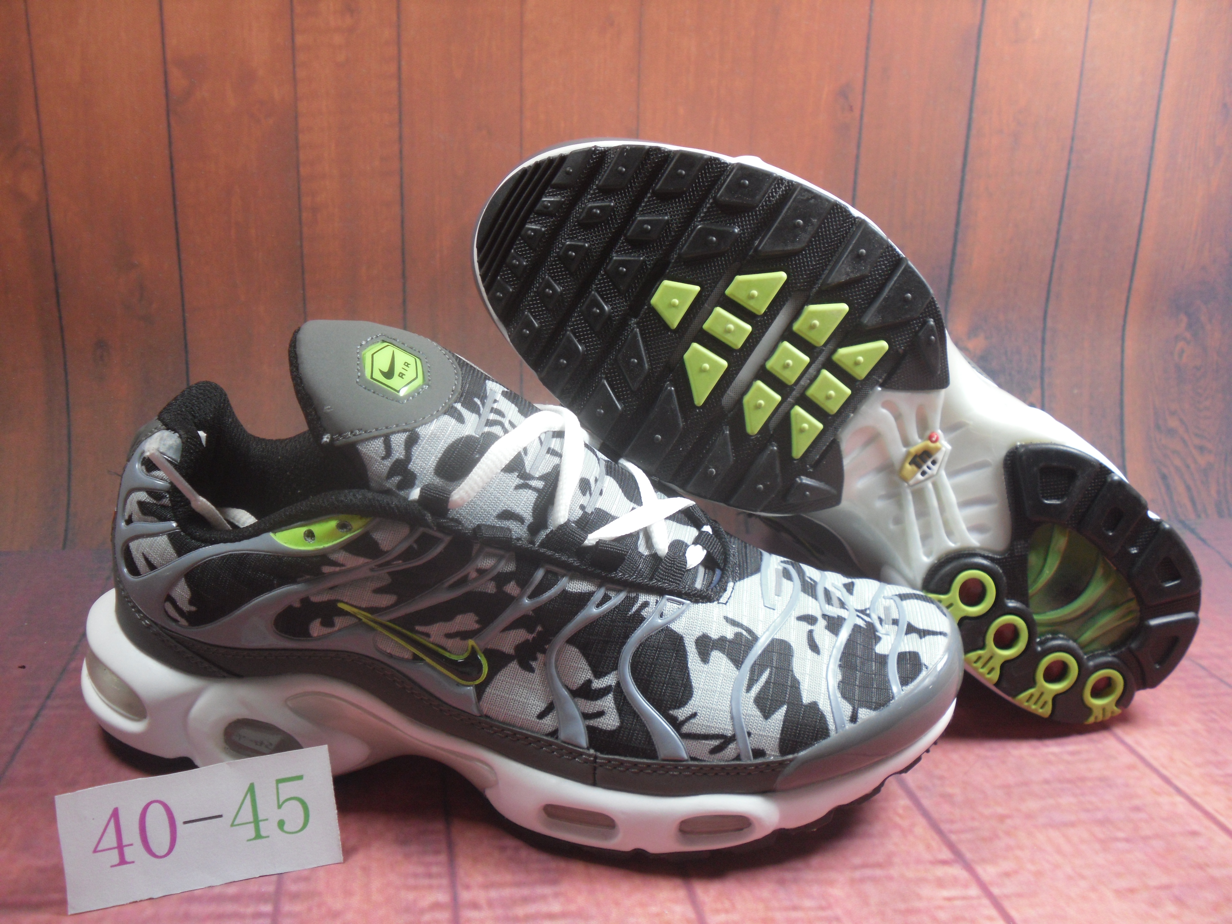 Nike Air Max Plus TN Grey Black Green Shoes