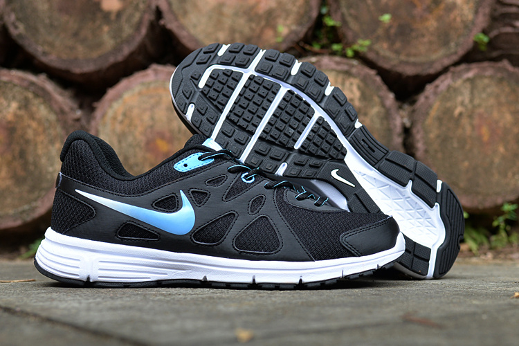 Nike Revolution 2 MSL Black Blue White 