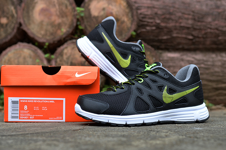 Nike Revolution 2 MSL Black Green Running Shoes