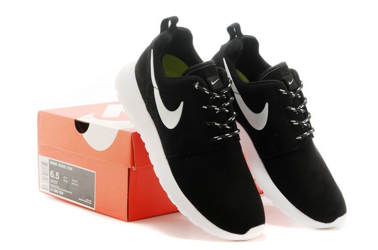 New Nike Roshe Run Black White Sport Shoes