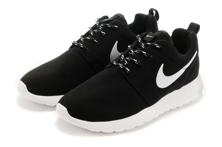 New Nike Roshe Run Black White Sport Shoes