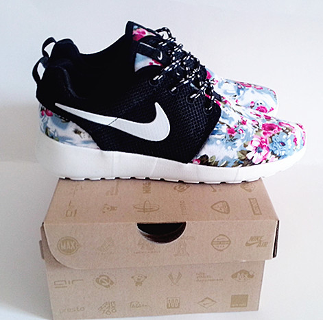 Nike Roshe Run Flower Print Black White Shoes