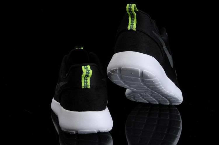 Nike Roshe Run Hyperfuse 3M Black White Shoes - Click Image to Close
