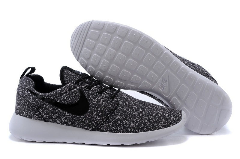 Nike Roshe Run Mesh Printing Black White Shoes