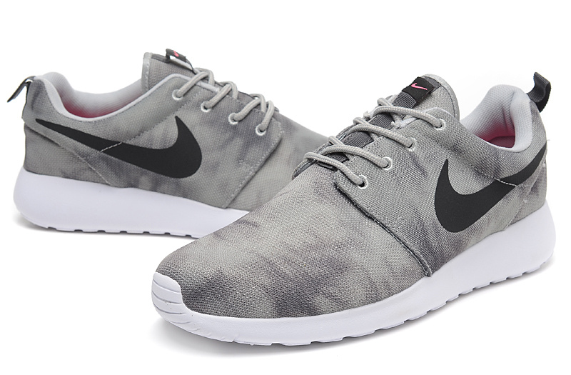 Nike Roshe Run Pattern Grey Black White Shoes