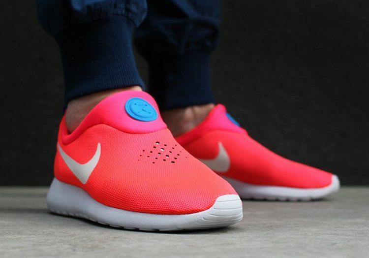 Nike Rosherun Slip On Dark Red White Swoosh Shoes - Click Image to Close