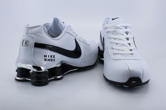 Nike Shox OZ D Shoes White Black Swoosh