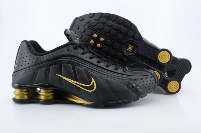 New Nike Shox R4 Shoes Black Gold Air Cushion