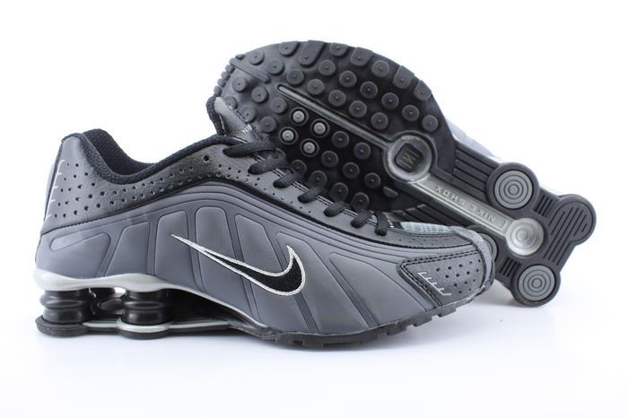 New Nike Shox R4 Shoes Black Grey Black Swoosh
