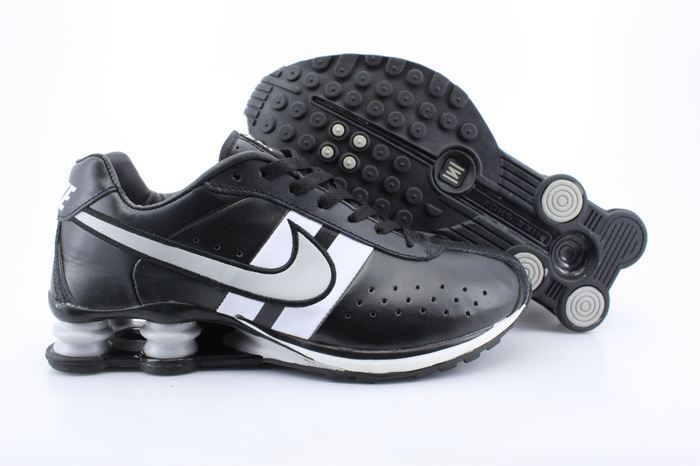 Nike Shox R4 Shoes Black White Big Swoosh