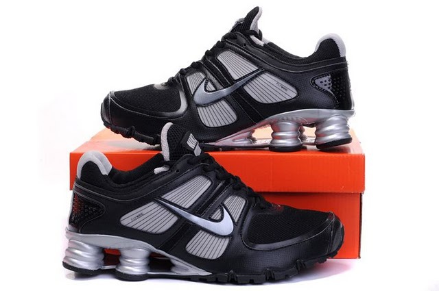 Nike Shox Turbo Shoes Black Grey