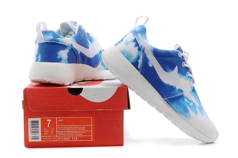 Nike WMNS Roshe Run Skyblue Colorways Shoes