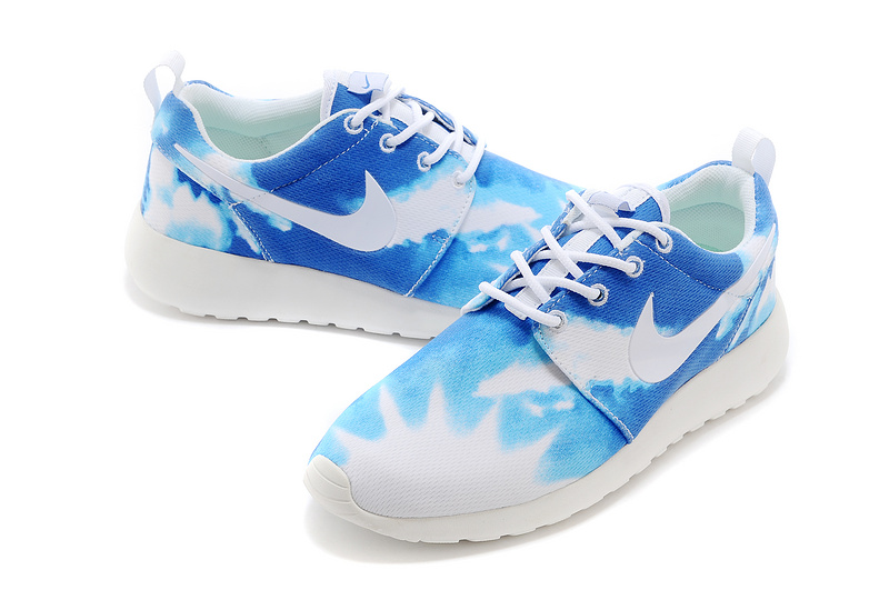 Nike WMNS Roshe Run Skyblue Colorways Shoes