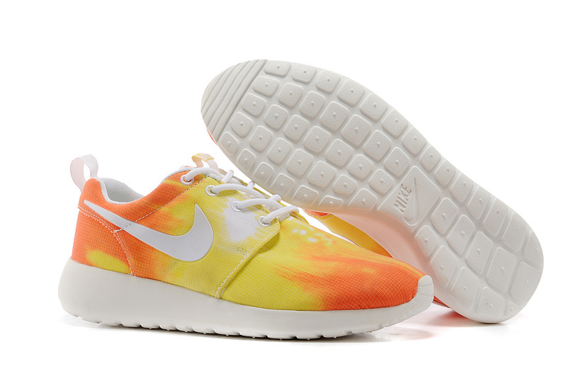 Nike WMNS Roshe Run Sunset Colorways Shoes - Click Image to Close