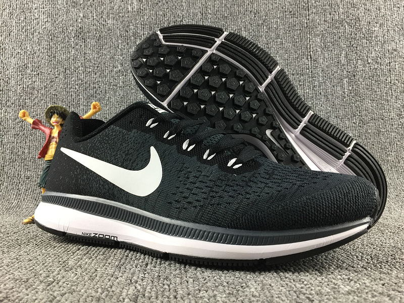 Women Nike Zoom All Out Low Black White Shoes - Click Image to Close