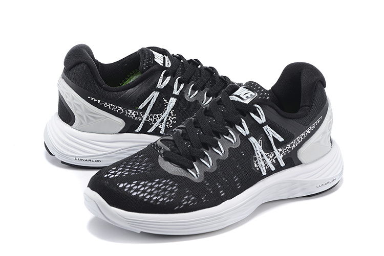 Women Nike Lunareclipse Black White Running Shoes - Click Image to Close